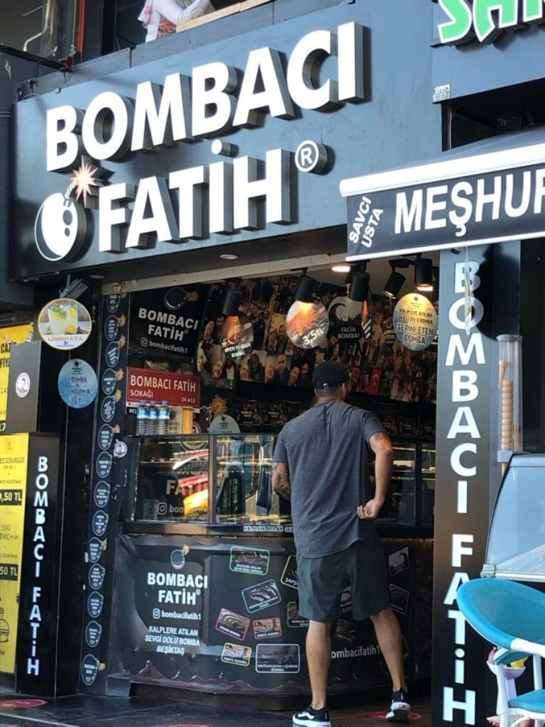 bombaci in Fatih the best place to get a bomba