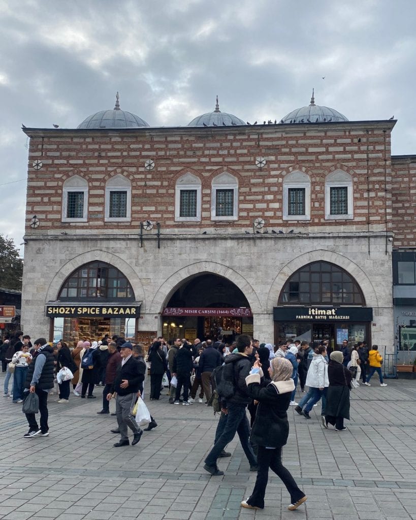 The front entrance of the Egyptian Spicie Bazaar.